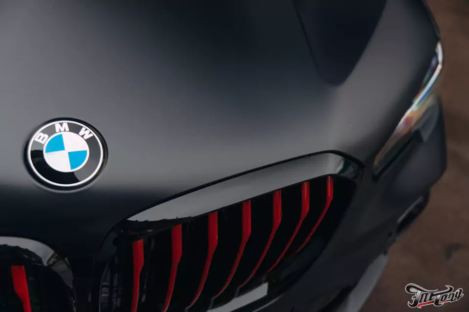 Забронировали матовый BMW X5 прозрачным сатиновым полиуретаном!
